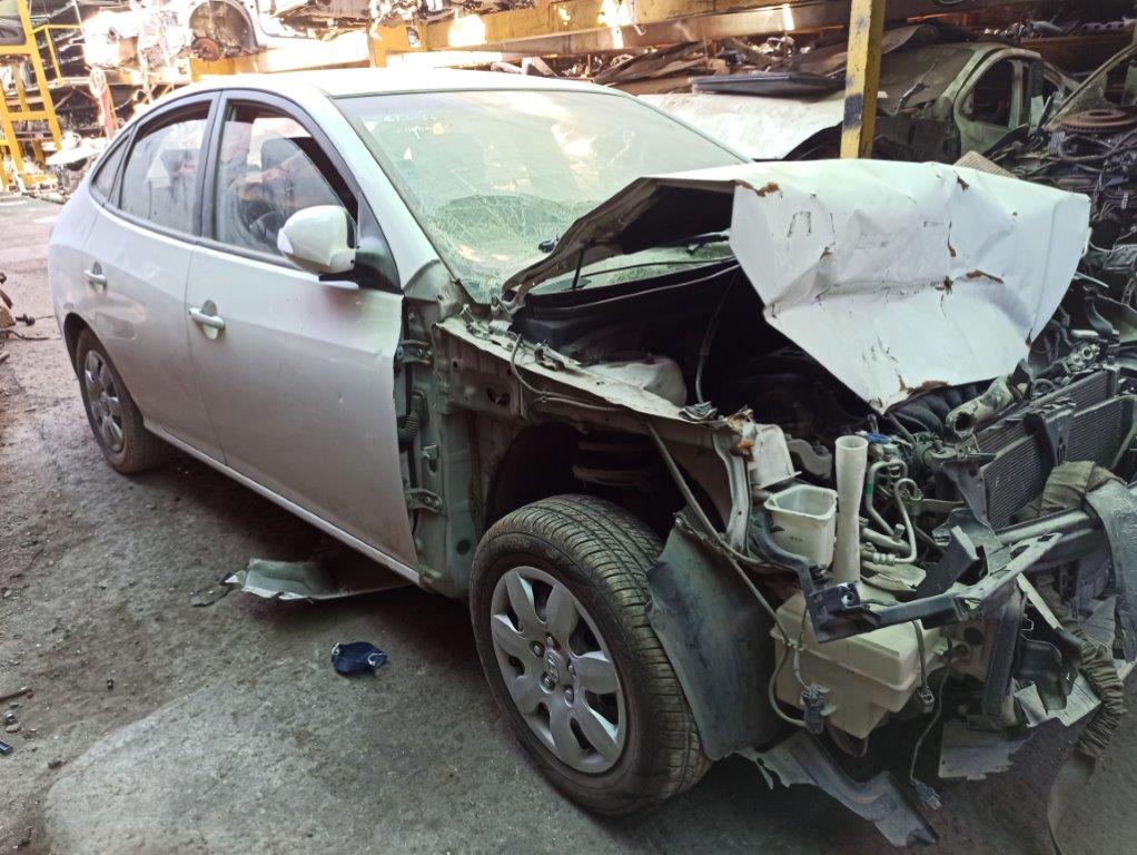  Hyundai ELANTRA 2011    EN DESARME